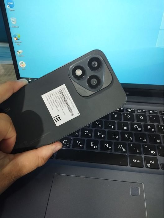 Продается Honor 400 lite 8+8/256