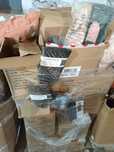 НА ЕДРО ПАЛЕТИ ЧИСТО НОВ смесен ТЕКСТИЛ от западноевропейски магазини