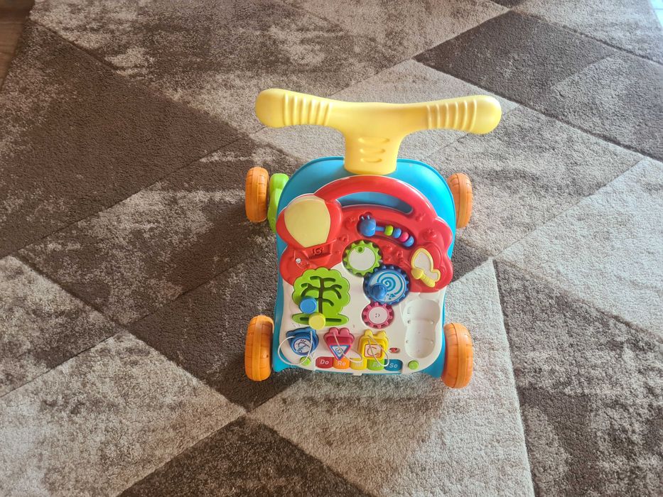 Музикален уокър проходилка