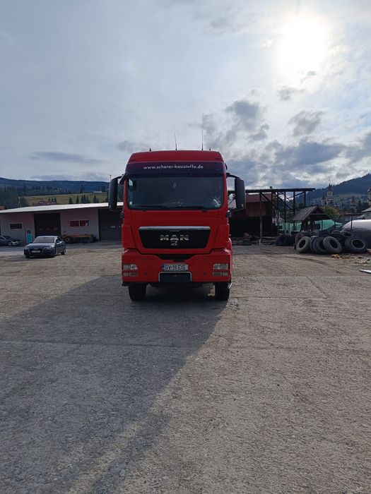 Man TGS 440 + Bena Schwarzmüler