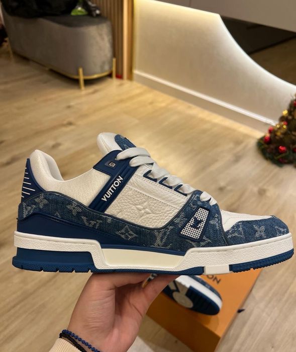 sneakers lv trainer!!