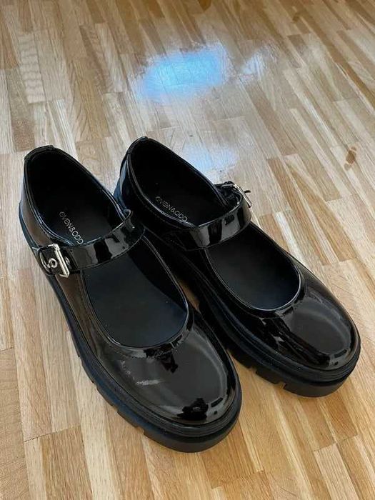 Pantofi cu toc înalt negri NOI