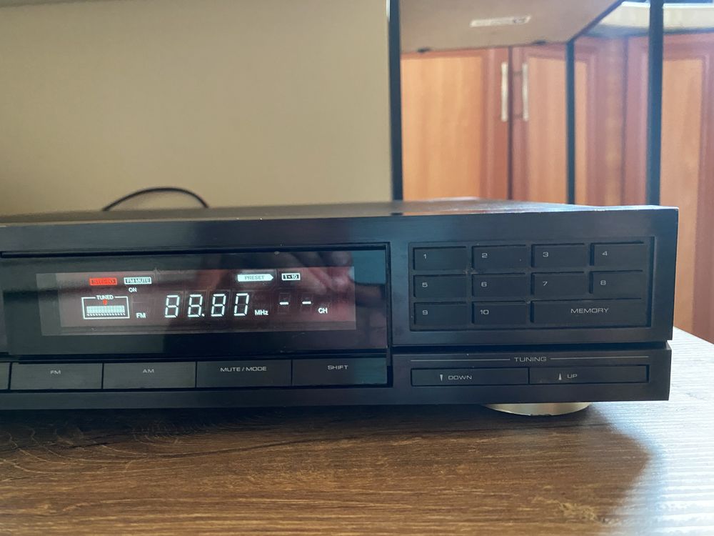Тунер Onkyo TM50