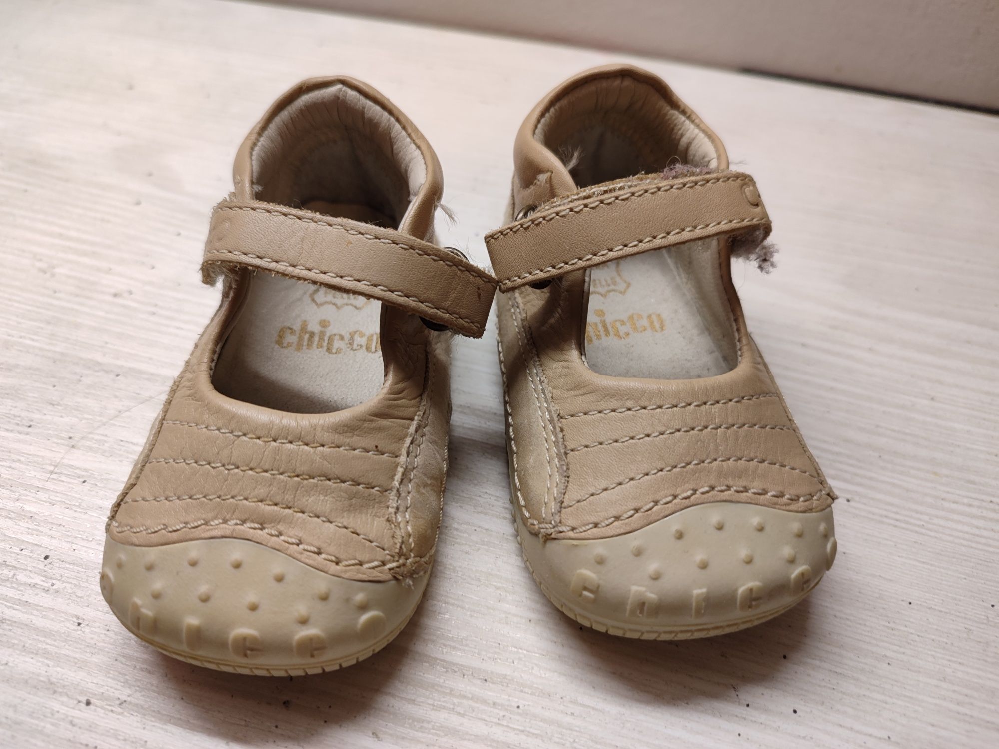 Бебешки обувки chicco 17