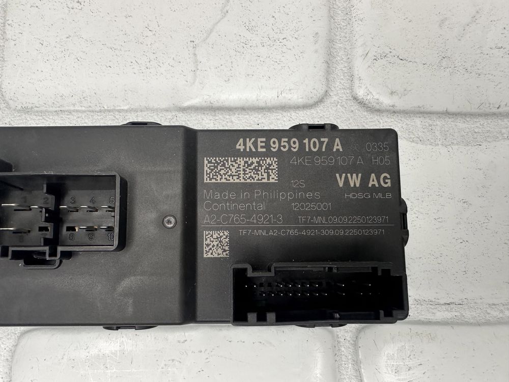 Модул багажник AUDI 4KE959107A