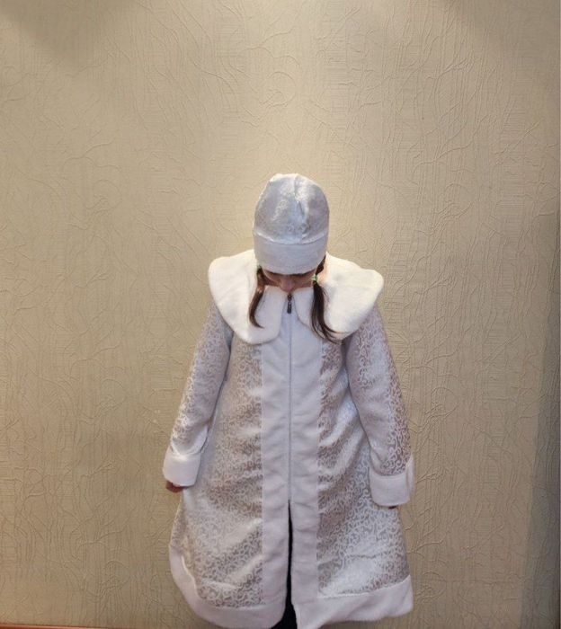 Костюм Дед Мороза и Снегурочки в аренду