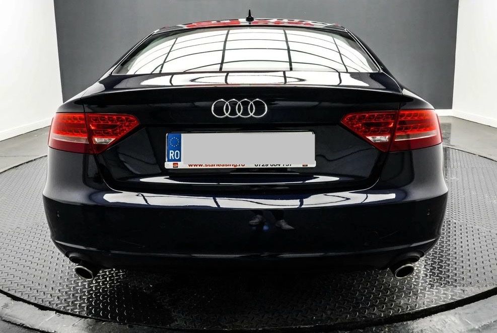 Schimb Audi a5  astept variante