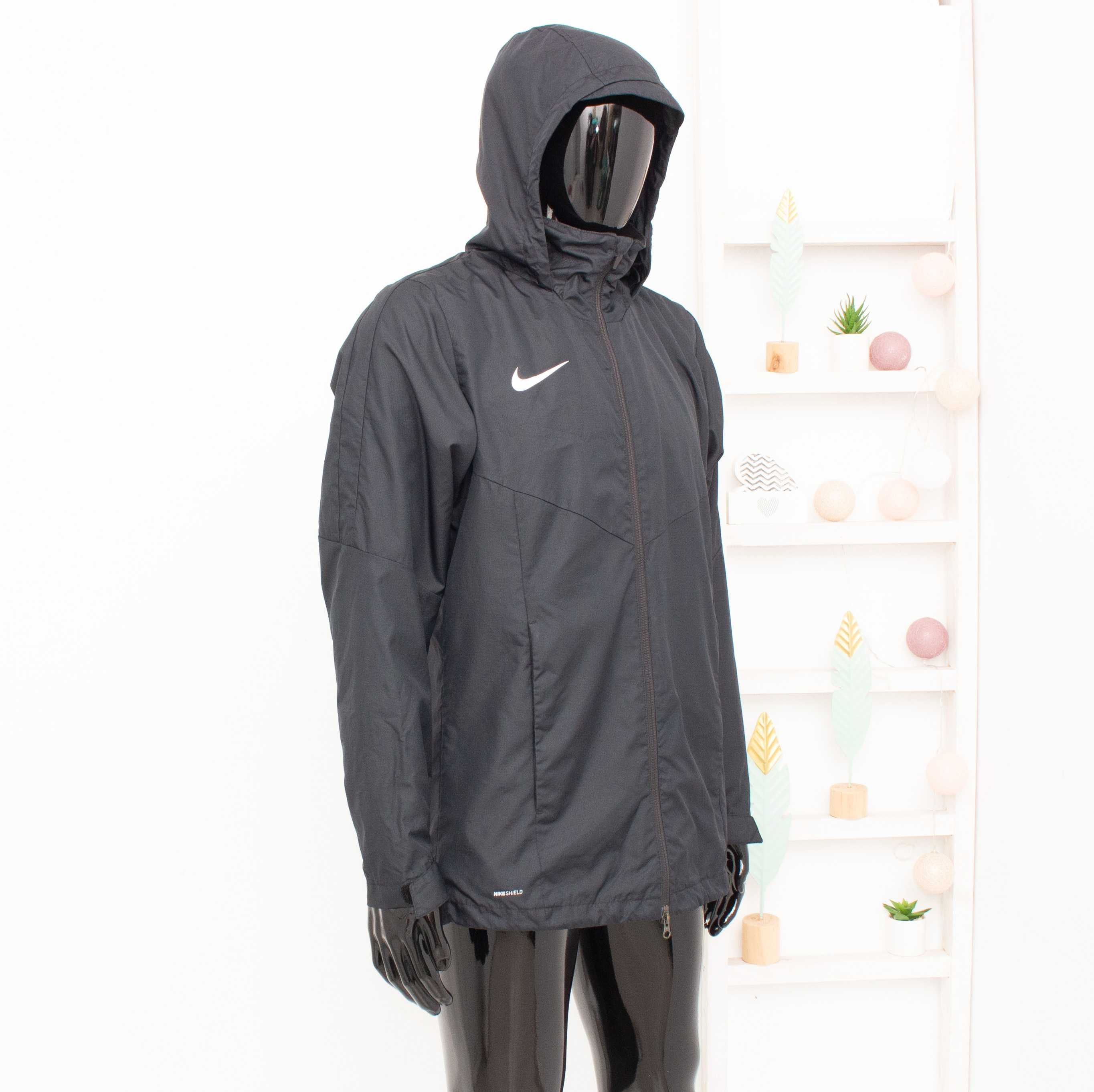NIKE Оригинално мъжко яке черно Nike Shield ACADEMY 18 р-р М
