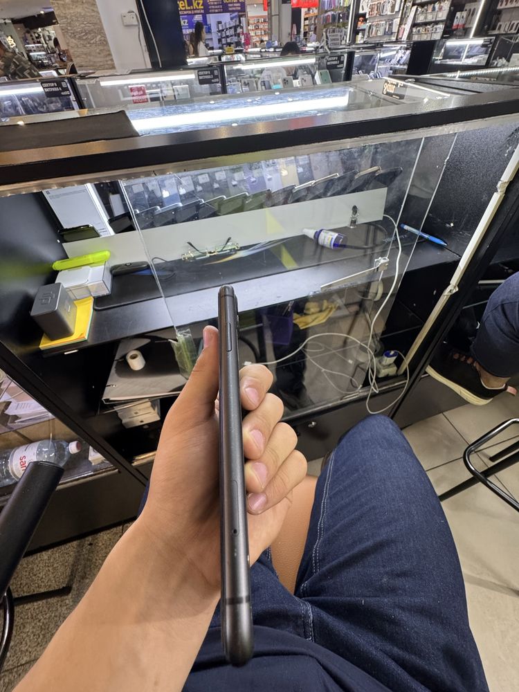 iphone 11 с гарантией