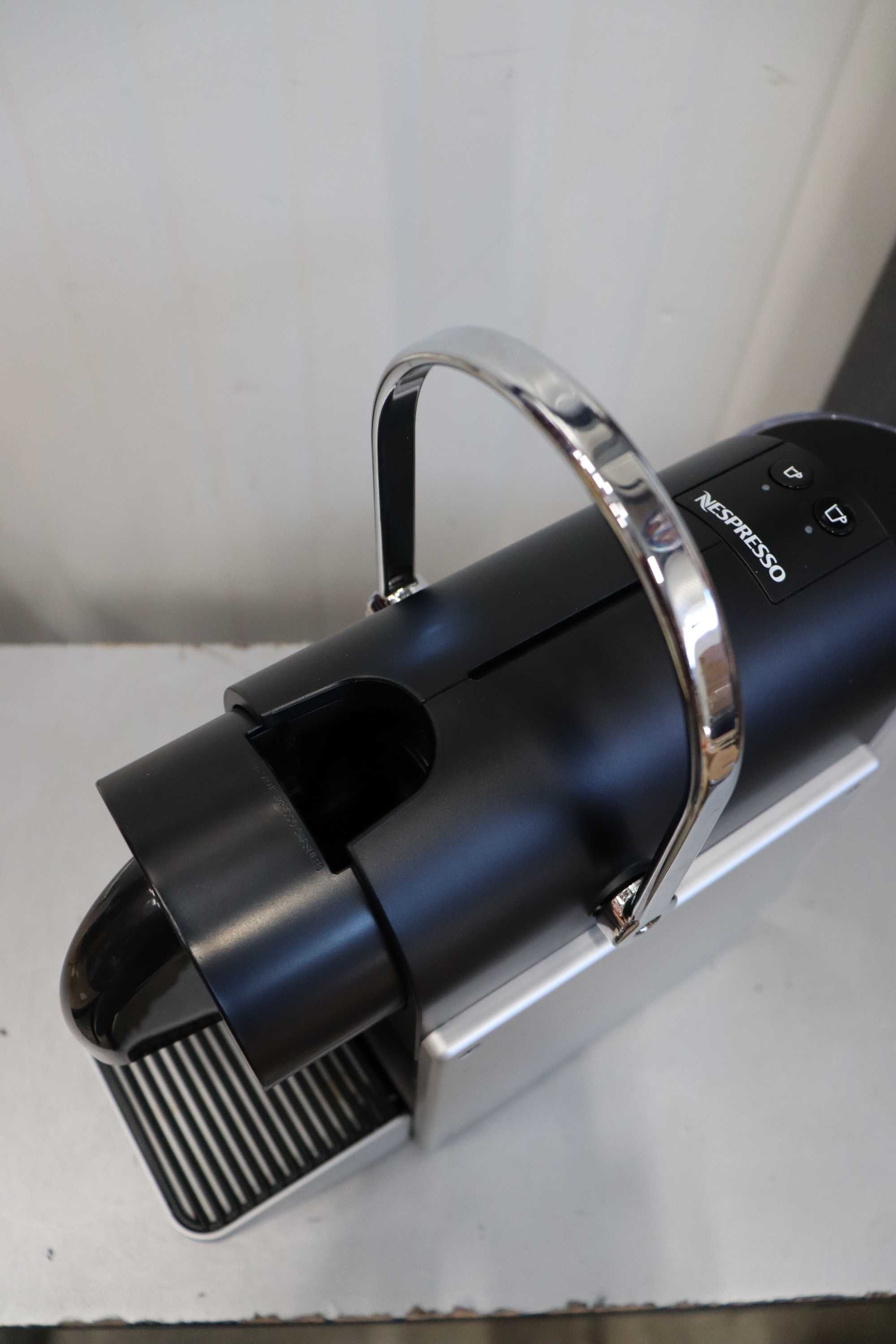 Кафемашина с капсули Nespresso Pixie, C62-EUTINE-S, 19bar, 0.7l, Titan