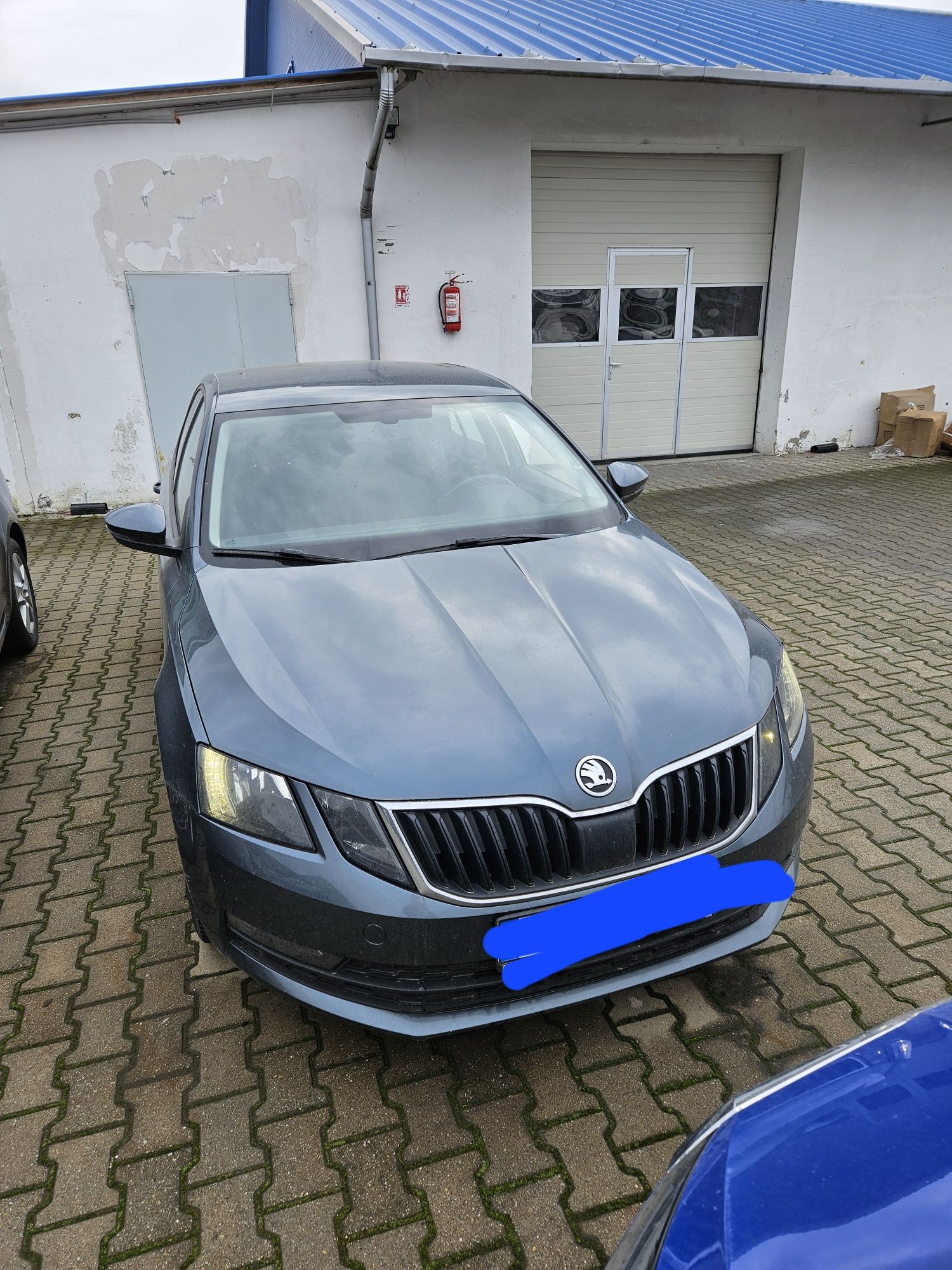 Vând Skoda Octavia