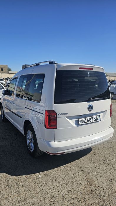 Volkswagen caddy tredline full