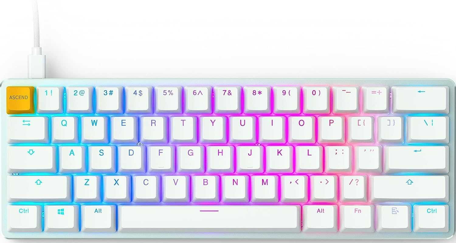 СКИДКА!! Glorious Custom Gaming Keyboard (GMMK) 60% Compact White