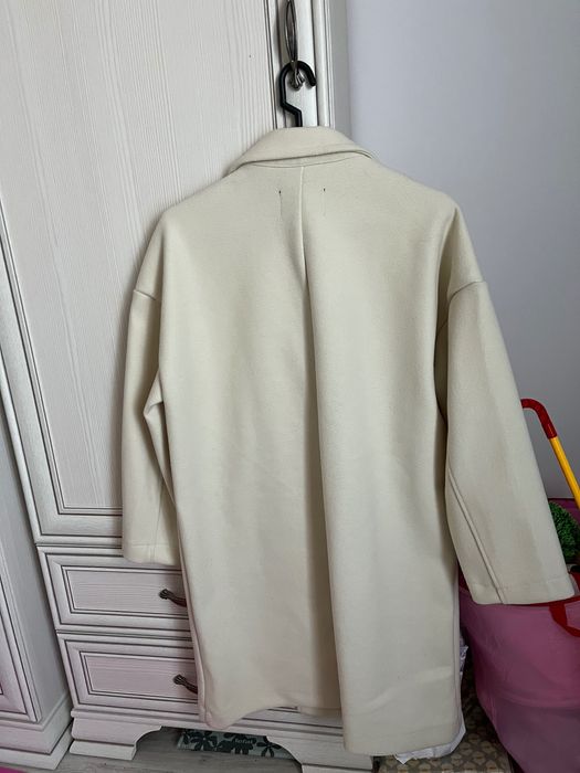 Palton nou Pieces la 40 lei