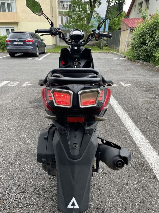Scuter GT-union Cross 125 ccm