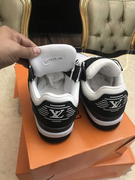 Adidasi Louis Vuitton nou