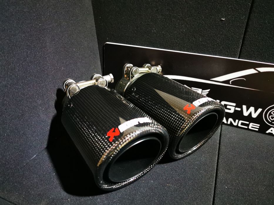 ИСТИНСКИ КАРБОН! Лак акрапович Спортни накрайници гърне AkrapovicM3 M5