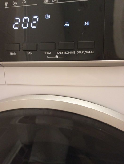 Пералня Sharp, ползвана година.