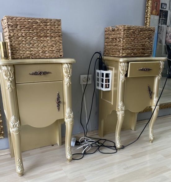 Мебели за хол и интериор – диван, скрин и шкафчета