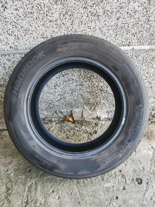 Автомобилни гуми "HANKOOK"-17 цола, летни