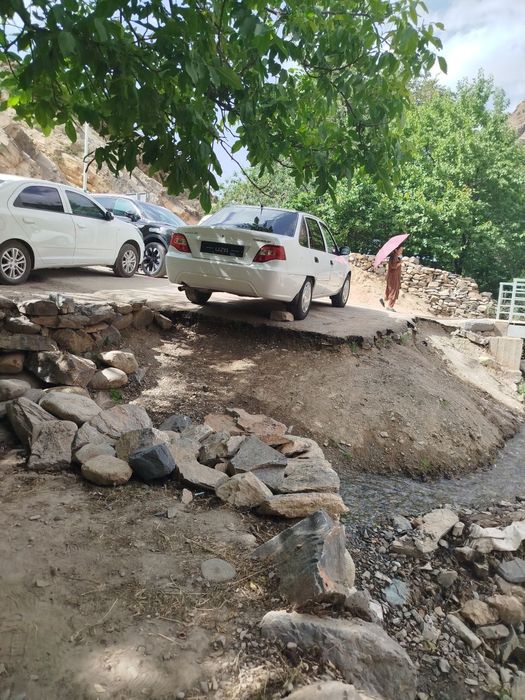 Nexia 2 1,6dons sotiladi