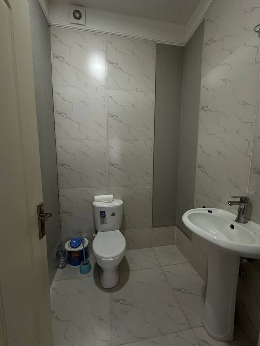 Oq tepa sohil bo'yida kvartira sotiladi