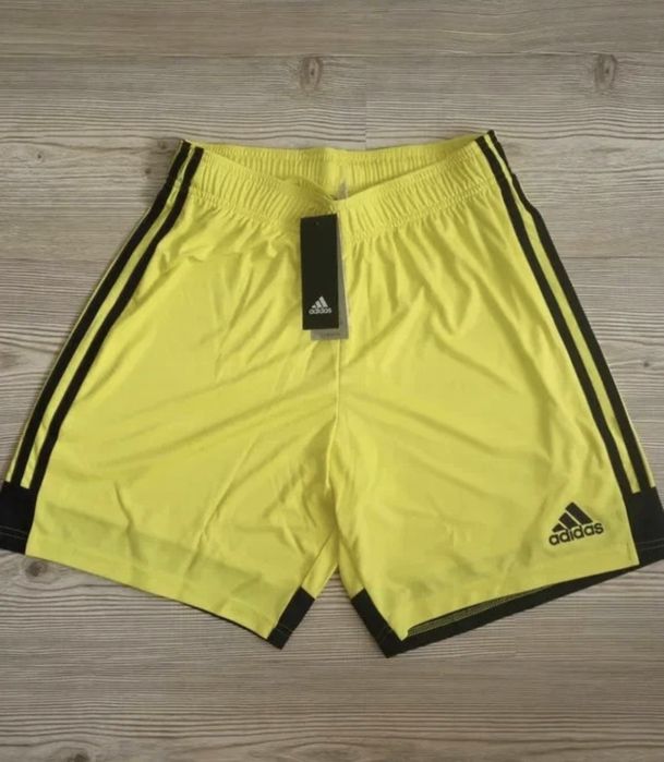 Pantaloni scurți Adidas