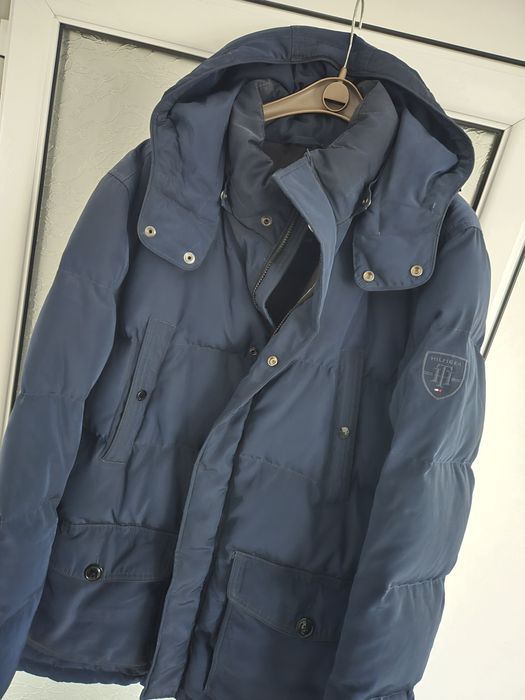 Tommy hilfiger оригинално зимно яке