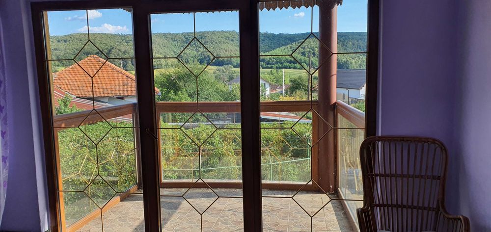 Vand casa in Ticleni