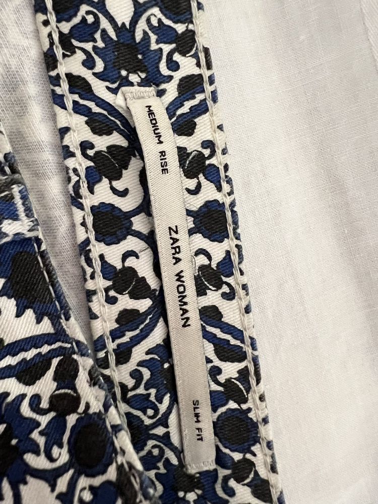 Blugi Zara, mar XS, 34, imprimeu estival alb-albastru
