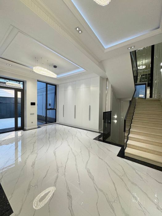 ЕВРО-ДОМ 3-соток  ул.Циалковского 6 комнат 400м2