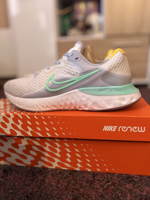 Nike Renew Run 2