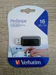 USB Flash памет Verbatim Store 'n' Go PinStripe 16GB, USB 2.0, Черна