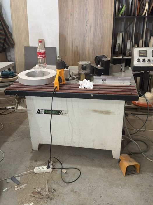 Кромкооблицовочный станок Nanxing