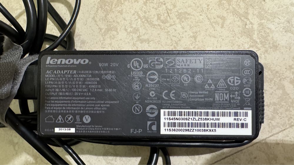 Incarcator original laptop / docking Lenovo 90W, model ADLX90NCT3A