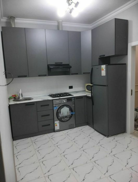 Mirobod bozori yonida kvartira bor