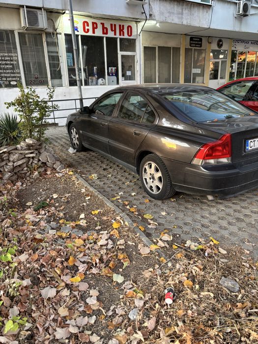 Продавам Volvo s60-2.4 D5