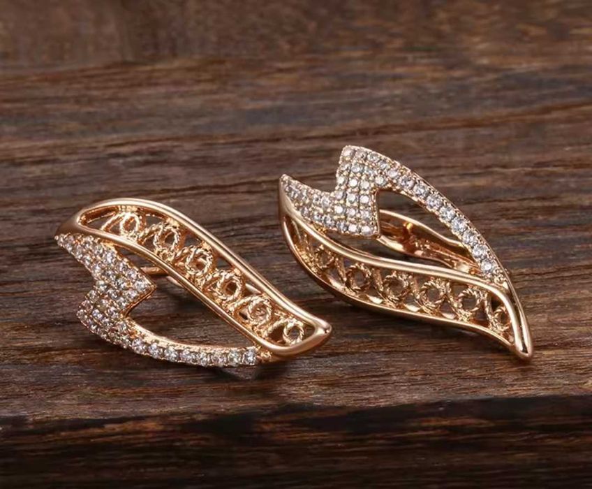 GP13, cercei placati aur 14k,incuietoare sigura,noi/marcati,zirconiu