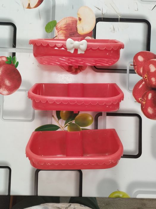 Полки и мыльницы для ванной