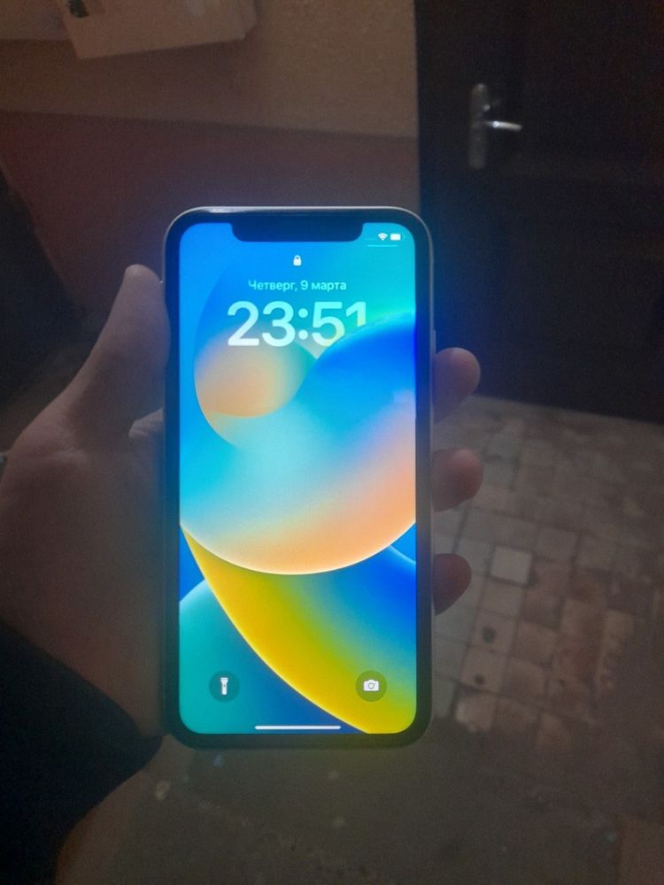 Iphone XR LL/A white