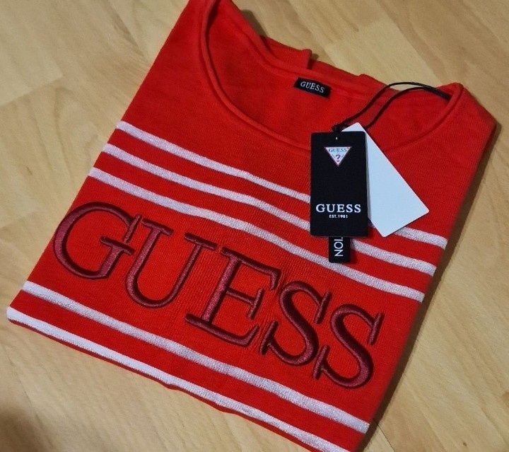 Bluza Guess damă/originala,Italia, super preț, logo brodat, saculet