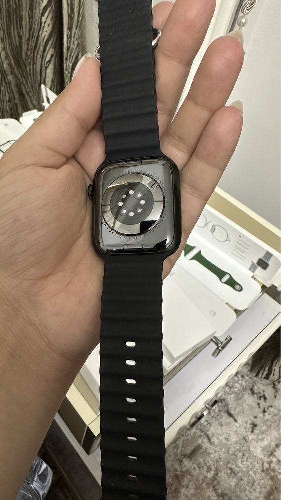 Apple watch 7 45mm Green Aluminum Case