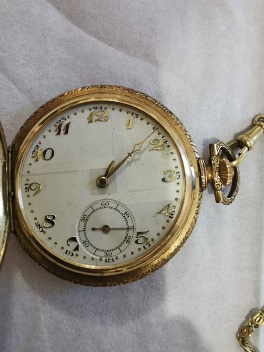 Джобен часовник с позлата и кюстек
