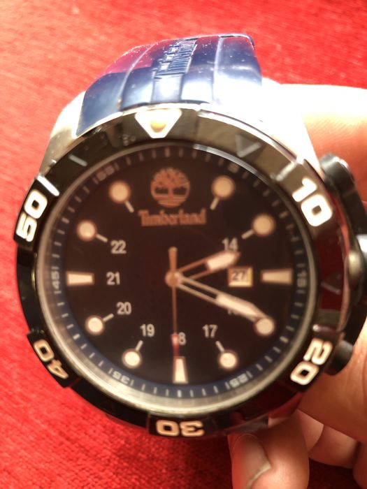 Продавам най различни часовници мъжки механични и кварцови