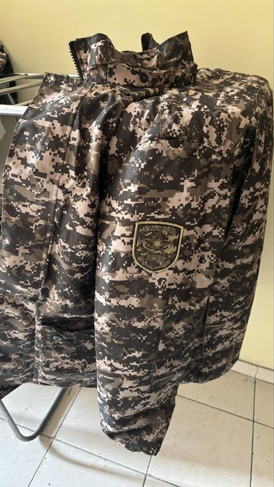 Военная форма в комплекте с обувью