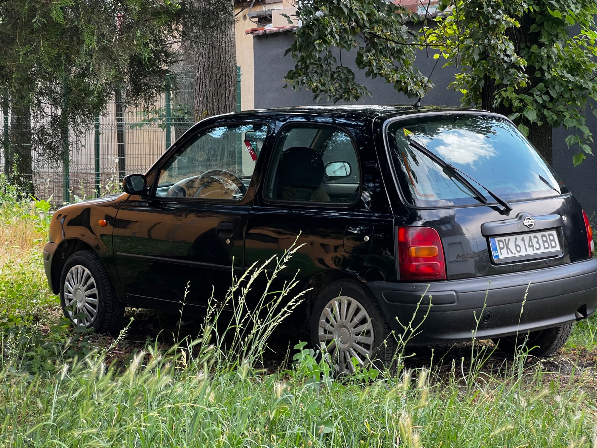 Продавач Nissan Micra с газова уредбва
