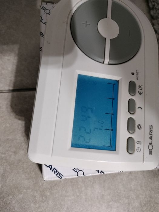 Termostat programabil cu fir