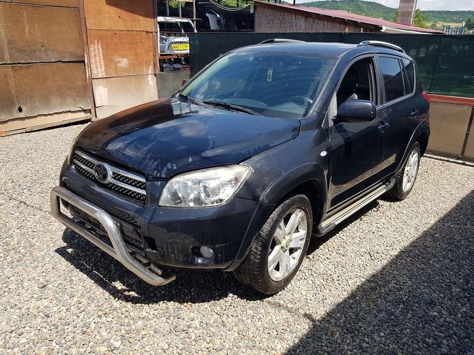 Dezmembrari dezmembrez  Toyota RAV 4 III 2.2 D-4D, 2.0 Benzina