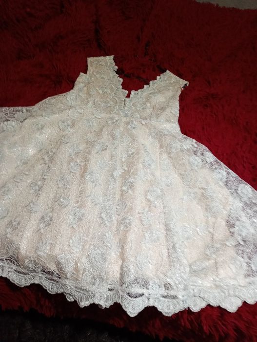 Rochie eleganta, făcută pe comanda,