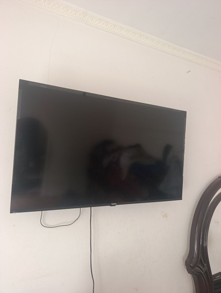 Roison tilivizor Led tv re 43 340 bl smart